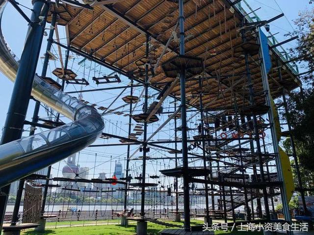游乐场高空蹦极第一视角（16米巨型秋千40米透明滑梯）(3)