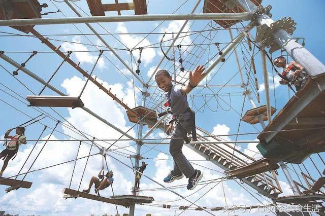 游乐场高空蹦极第一视角（16米巨型秋千40米透明滑梯）(9)