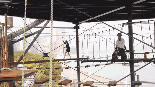 游乐场高空蹦极第一视角（16米巨型秋千40米透明滑梯）(54)