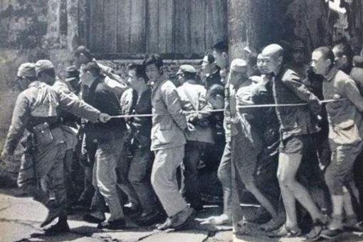 日本随军僧是什么?日本军队中的和尚是干什么的?